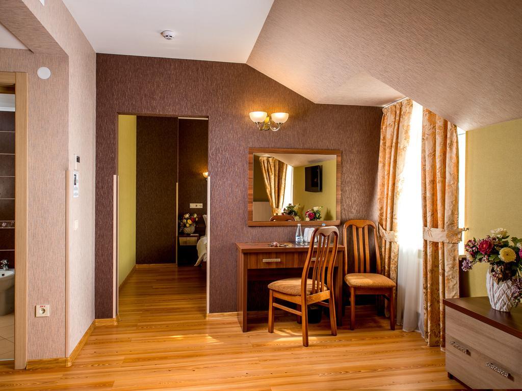 Hotel&Spa Pysanka: Relaxation Oasis with Saunas and Jacuzzi Lviv Room photo